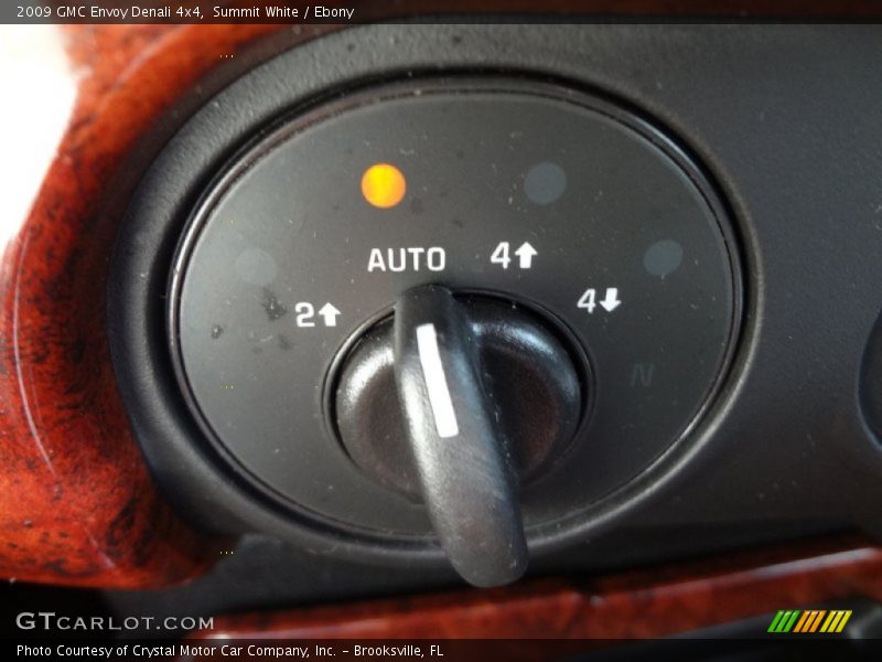 Controls of 2009 Envoy Denali 4x4