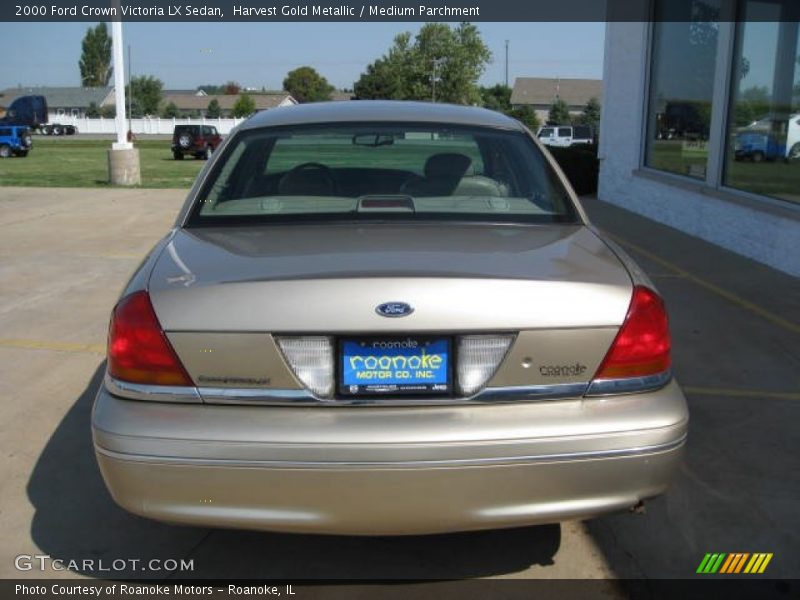 Harvest Gold Metallic / Medium Parchment 2000 Ford Crown Victoria LX Sedan
