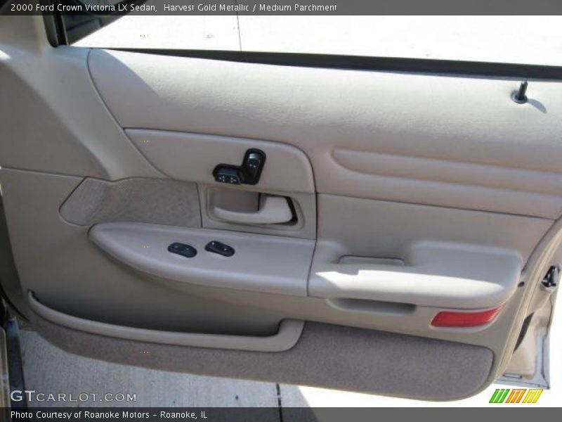 Harvest Gold Metallic / Medium Parchment 2000 Ford Crown Victoria LX Sedan