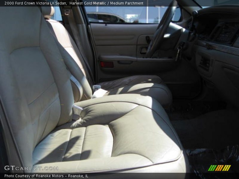 Harvest Gold Metallic / Medium Parchment 2000 Ford Crown Victoria LX Sedan
