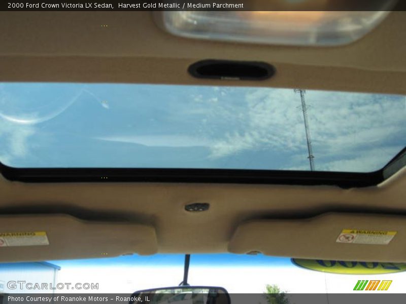 Harvest Gold Metallic / Medium Parchment 2000 Ford Crown Victoria LX Sedan