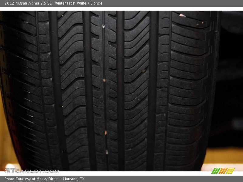 Winter Frost White / Blonde 2012 Nissan Altima 2.5 SL