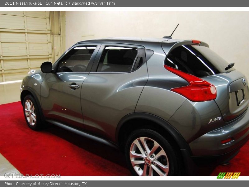 Gun Metallic / Black/Red w/Silver Trim 2011 Nissan Juke SL