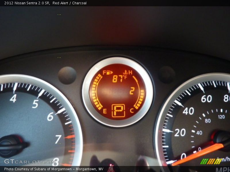 Red Alert / Charcoal 2012 Nissan Sentra 2.0 SR