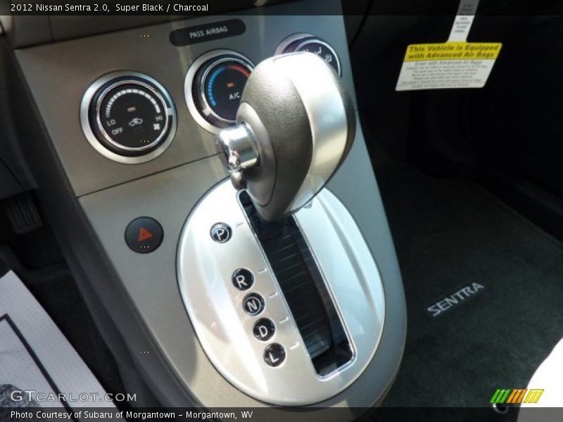 Super Black / Charcoal 2012 Nissan Sentra 2.0