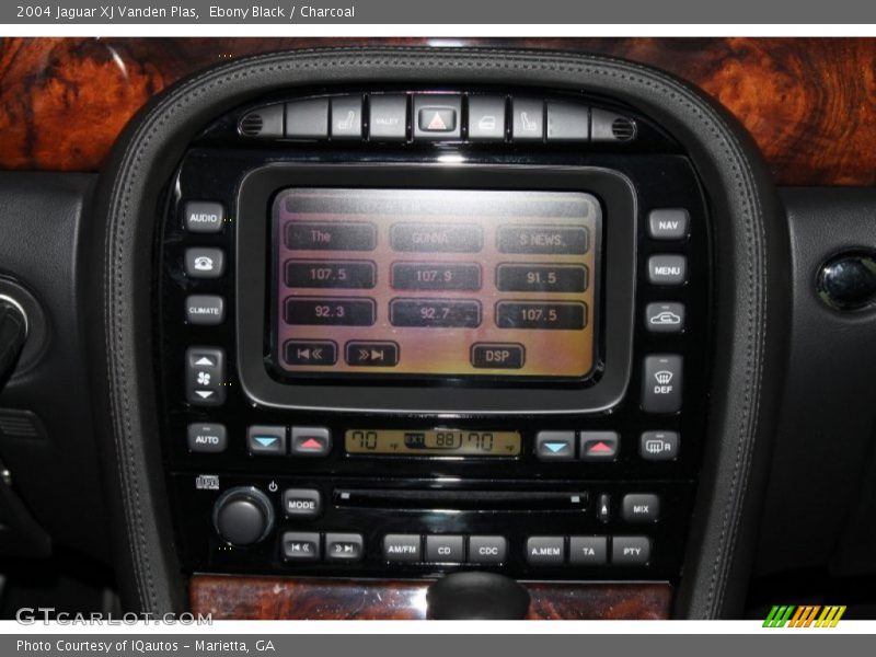 Controls of 2004 XJ Vanden Plas