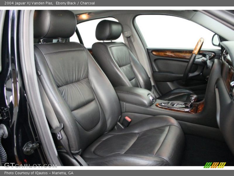  2004 XJ Vanden Plas Charcoal Interior