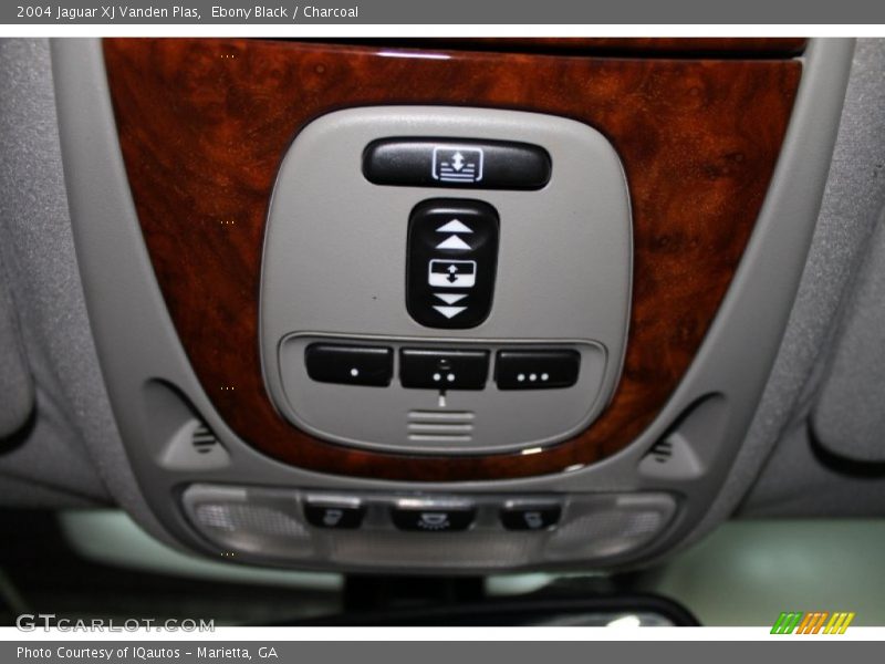 Controls of 2004 XJ Vanden Plas