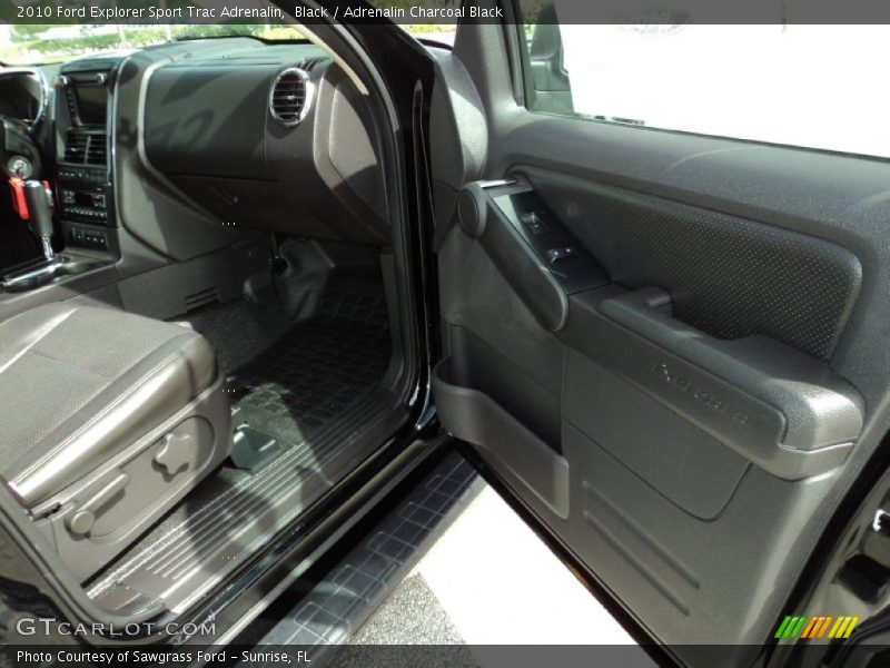 Black / Adrenalin Charcoal Black 2010 Ford Explorer Sport Trac Adrenalin