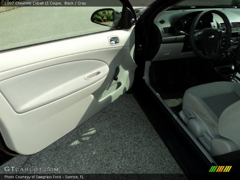 Black / Gray 2007 Chevrolet Cobalt LS Coupe