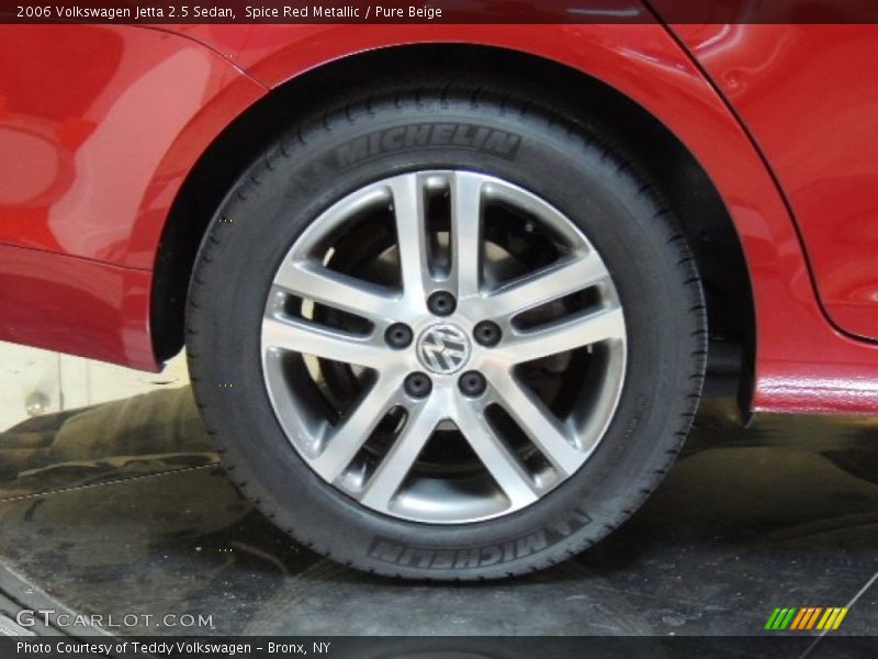 Spice Red Metallic / Pure Beige 2006 Volkswagen Jetta 2.5 Sedan