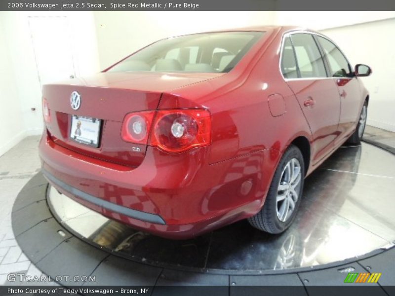 Spice Red Metallic / Pure Beige 2006 Volkswagen Jetta 2.5 Sedan