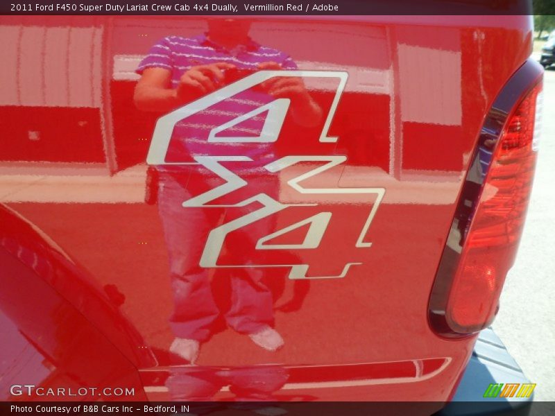  2011 F450 Super Duty Lariat Crew Cab 4x4 Dually Logo