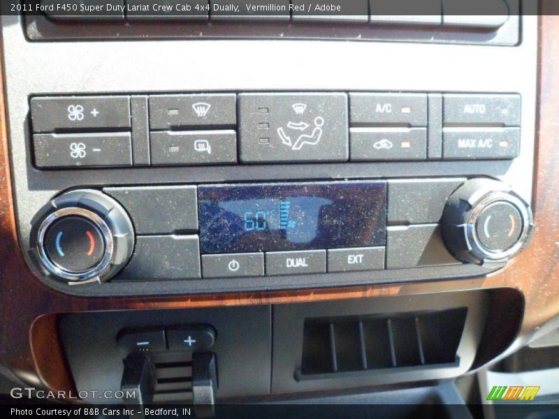 Controls of 2011 F450 Super Duty Lariat Crew Cab 4x4 Dually