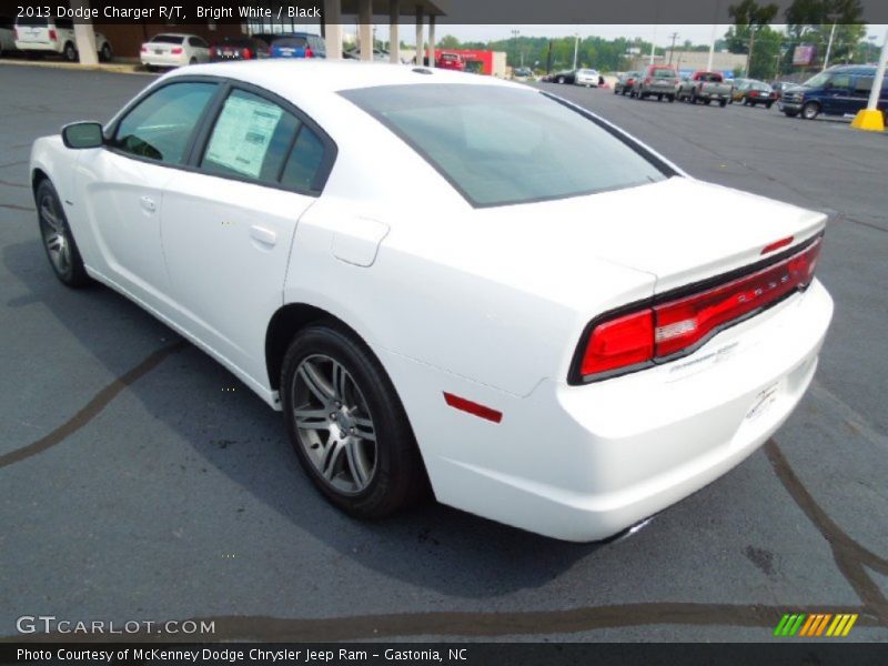 Bright White / Black 2013 Dodge Charger R/T
