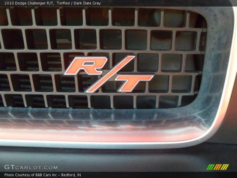 TorRed / Dark Slate Gray 2010 Dodge Challenger R/T