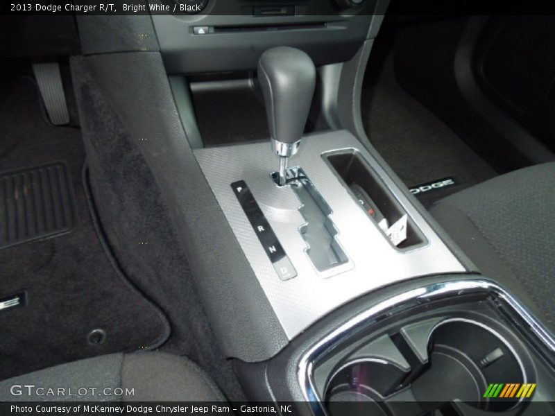 Bright White / Black 2013 Dodge Charger R/T