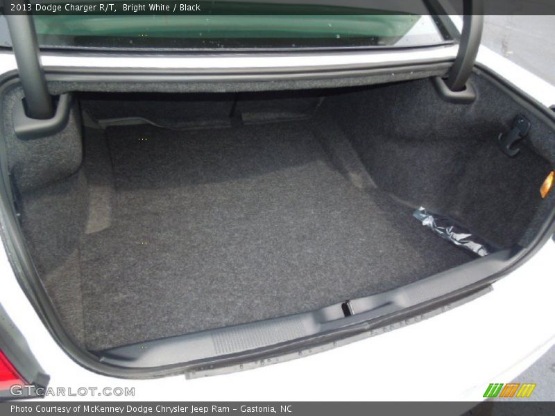 Bright White / Black 2013 Dodge Charger R/T