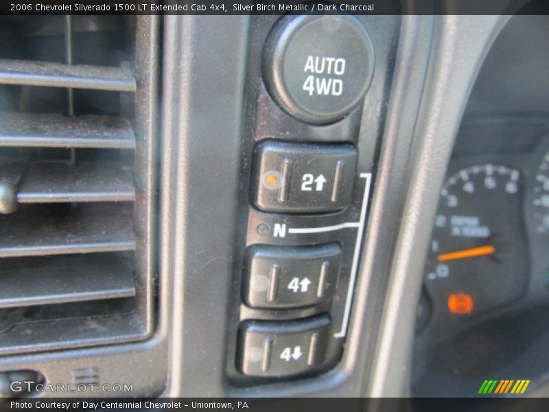 Silver Birch Metallic / Dark Charcoal 2006 Chevrolet Silverado 1500 LT Extended Cab 4x4