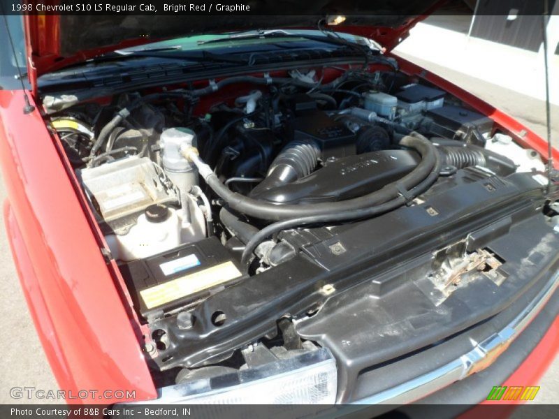 Bright Red / Graphite 1998 Chevrolet S10 LS Regular Cab