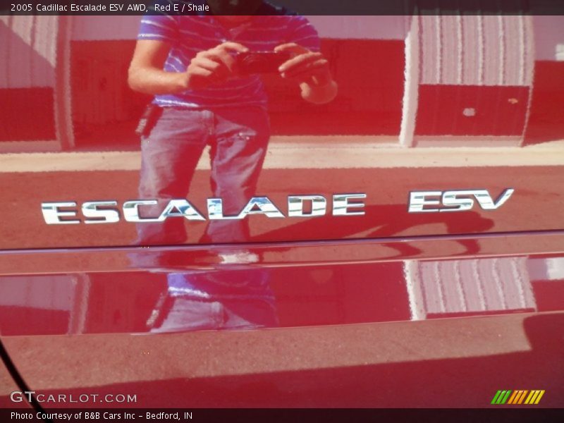 Red E / Shale 2005 Cadillac Escalade ESV AWD