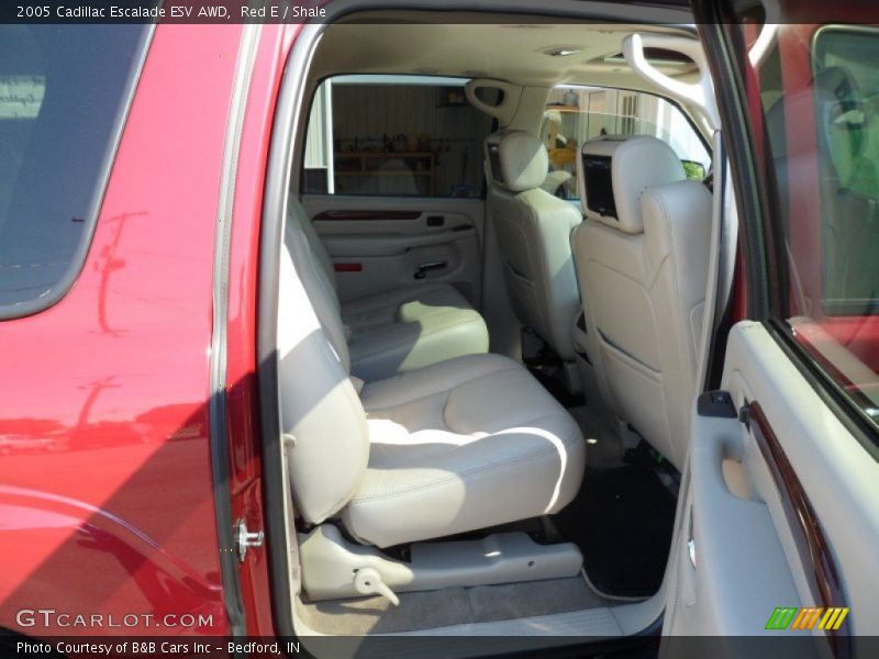 Red E / Shale 2005 Cadillac Escalade ESV AWD