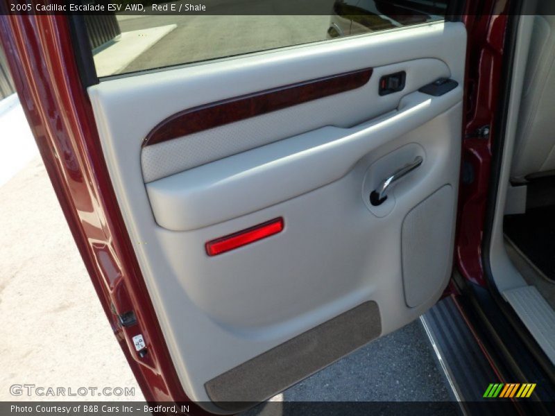Red E / Shale 2005 Cadillac Escalade ESV AWD