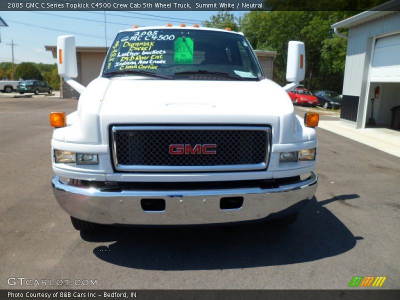 Summit White / Neutral 2005 GMC C Series Topkick C4500 Crew Cab 5th Wheel Truck