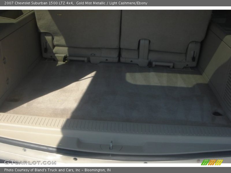 Gold Mist Metallic / Light Cashmere/Ebony 2007 Chevrolet Suburban 1500 LTZ 4x4