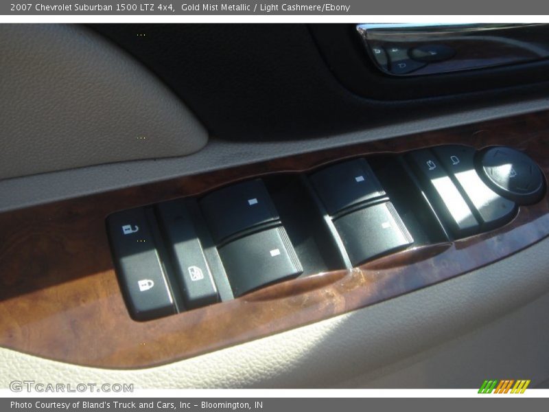 Gold Mist Metallic / Light Cashmere/Ebony 2007 Chevrolet Suburban 1500 LTZ 4x4