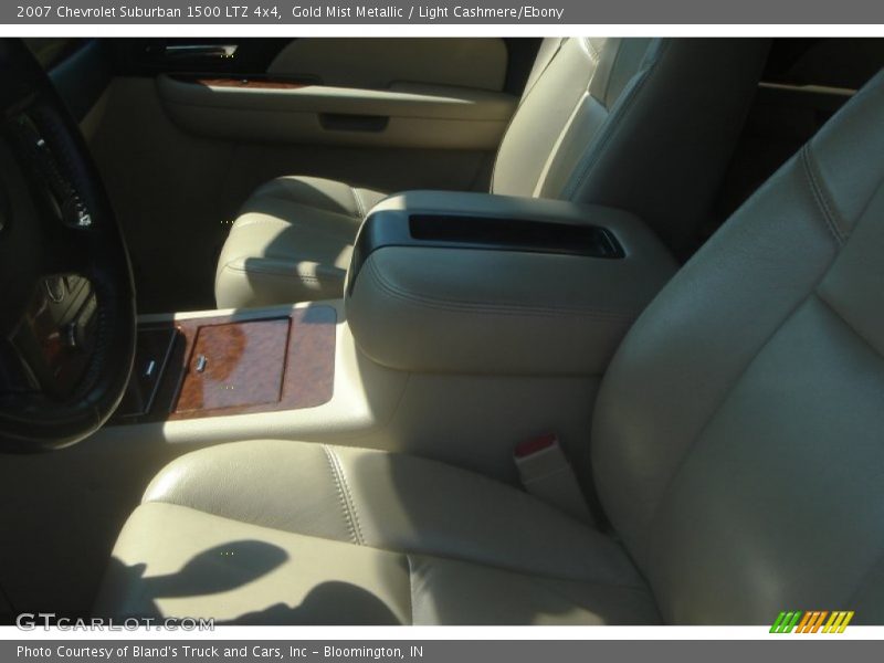 Gold Mist Metallic / Light Cashmere/Ebony 2007 Chevrolet Suburban 1500 LTZ 4x4