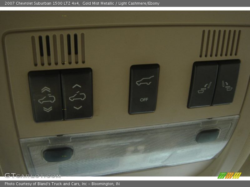 Gold Mist Metallic / Light Cashmere/Ebony 2007 Chevrolet Suburban 1500 LTZ 4x4