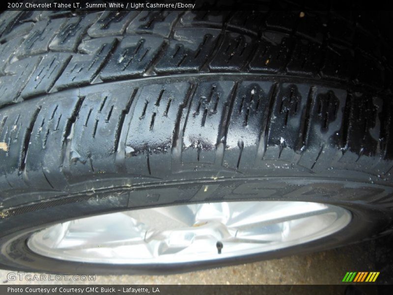 Summit White / Light Cashmere/Ebony 2007 Chevrolet Tahoe LT