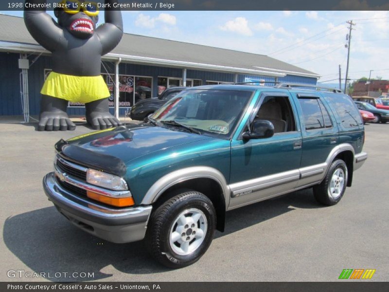 Front 3/4 View of 1998 Blazer LS 4x4