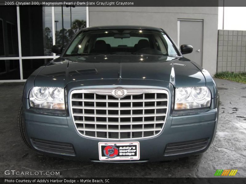 Magnesium Pearl / Dark Slate Gray/Light Graystone 2005 Chrysler 300