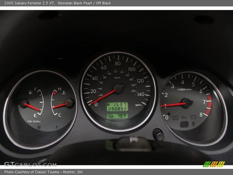 Obsidian Black Pearl / Off Black 2005 Subaru Forester 2.5 XT