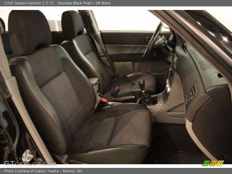 Obsidian Black Pearl / Off Black 2005 Subaru Forester 2.5 XT