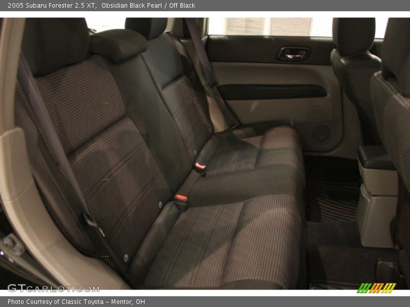 Obsidian Black Pearl / Off Black 2005 Subaru Forester 2.5 XT
