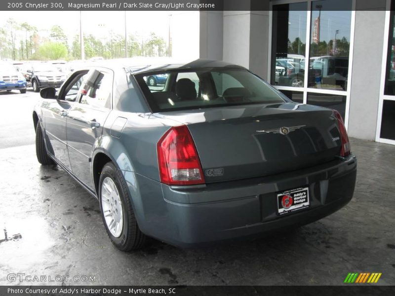 Magnesium Pearl / Dark Slate Gray/Light Graystone 2005 Chrysler 300