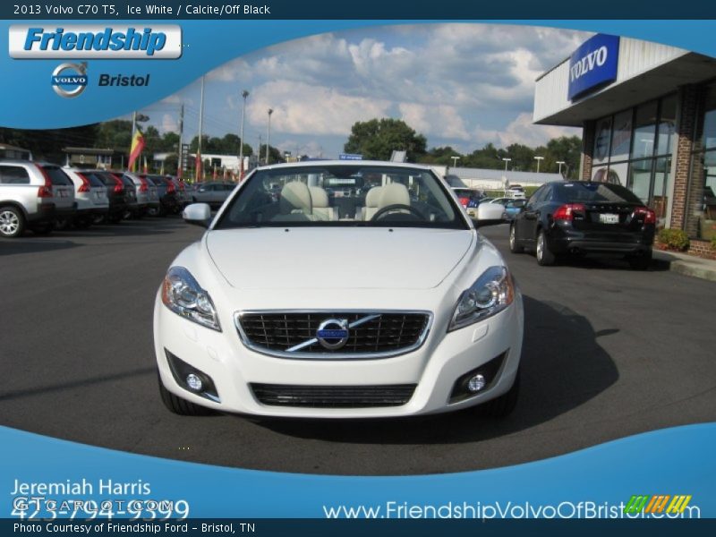 Ice White / Calcite/Off Black 2013 Volvo C70 T5
