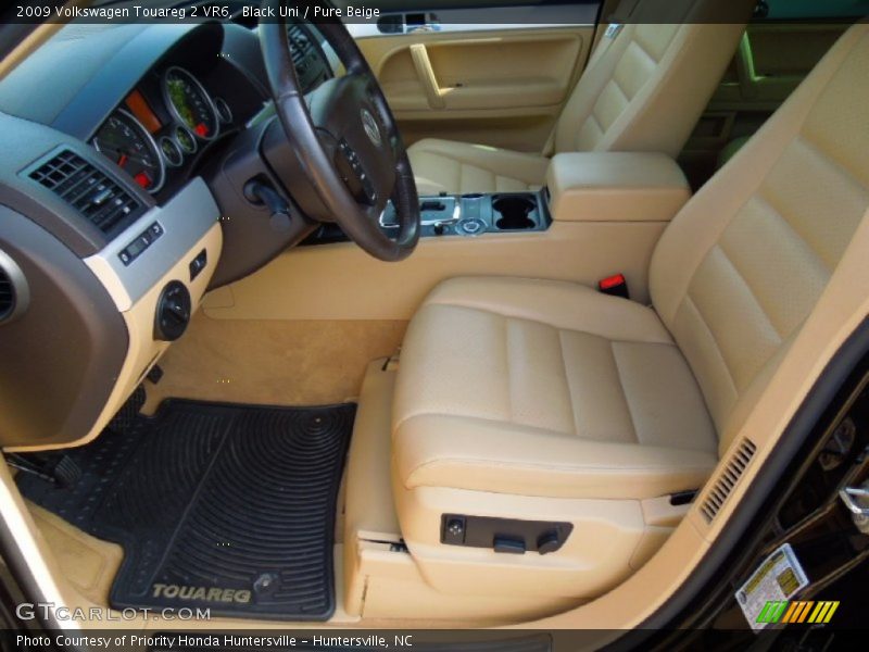 Black Uni / Pure Beige 2009 Volkswagen Touareg 2 VR6