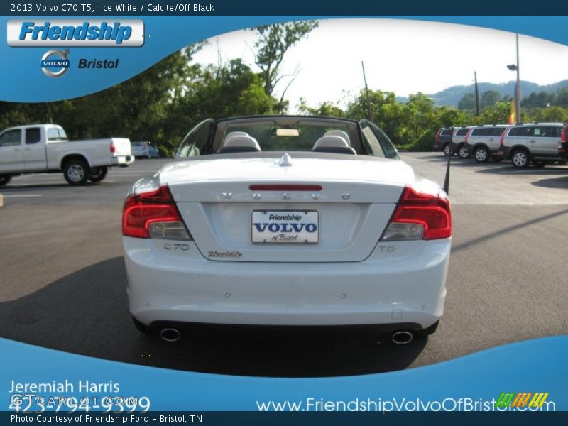 Ice White / Calcite/Off Black 2013 Volvo C70 T5