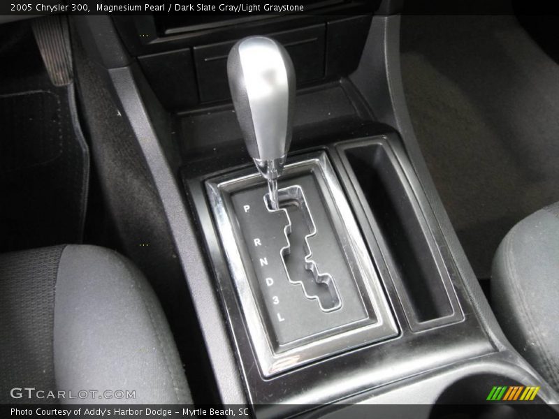 Magnesium Pearl / Dark Slate Gray/Light Graystone 2005 Chrysler 300