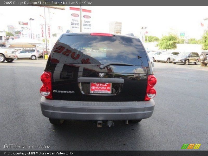 Black / Medium Slate Gray 2005 Dodge Durango ST 4x4