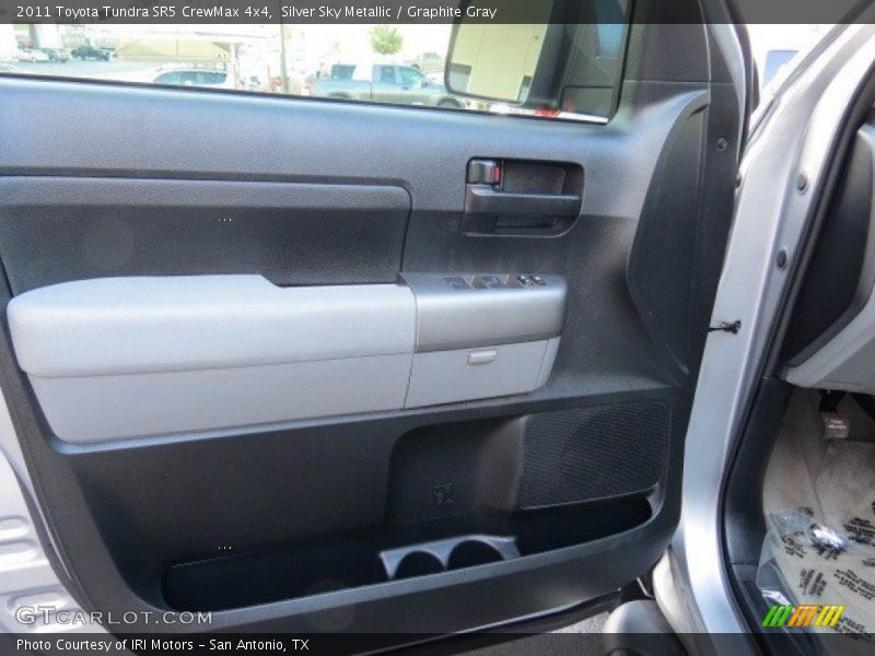 Silver Sky Metallic / Graphite Gray 2011 Toyota Tundra SR5 CrewMax 4x4