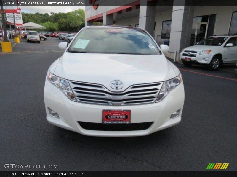 Blizzard Pearl / Ivory 2009 Toyota Venza V6