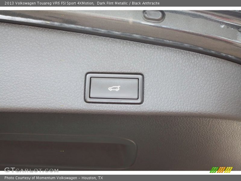 Dark Flint Metallic / Black Anthracite 2013 Volkswagen Touareg VR6 FSI Sport 4XMotion