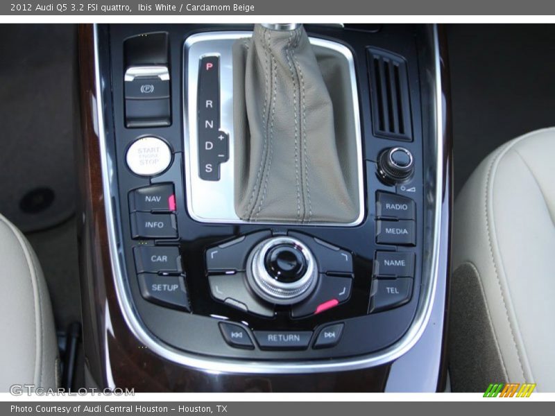 Ibis White / Cardamom Beige 2012 Audi Q5 3.2 FSI quattro