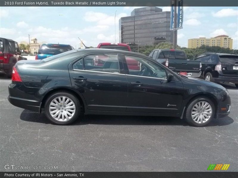 Tuxedo Black Metallic / Medium Light Stone 2010 Ford Fusion Hybrid