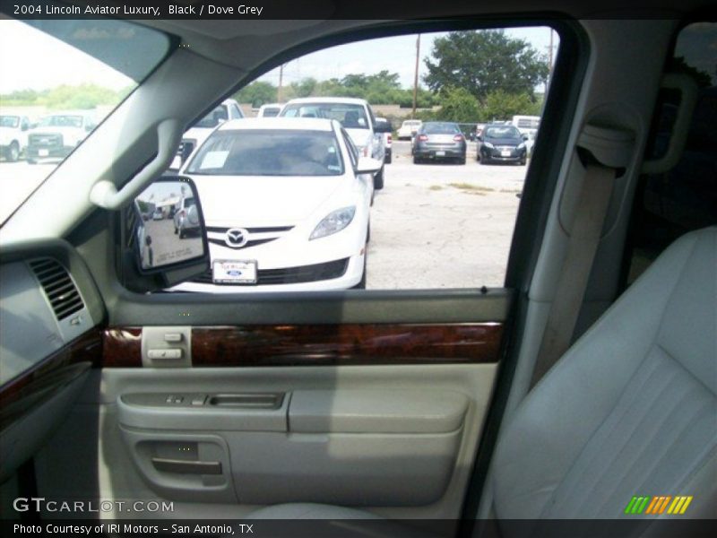 Black / Dove Grey 2004 Lincoln Aviator Luxury